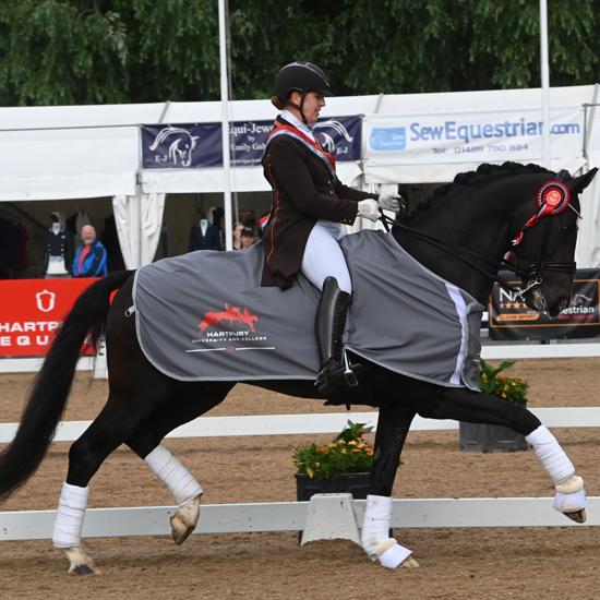 Becky Moody James Bond CDI1 Inter 1 1St